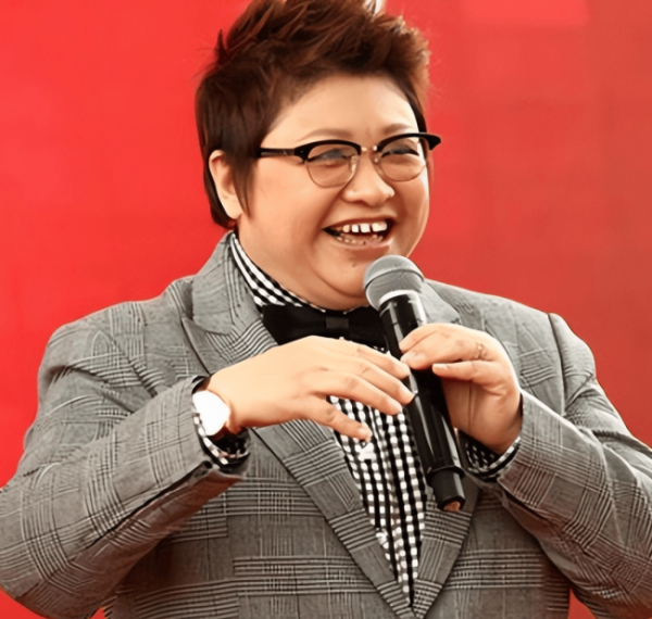 中金汇融 韩红称这次是她最后一个音综：接下来沉下心做音乐