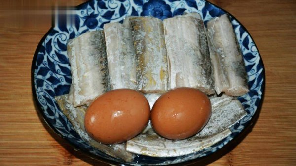 牛股堂 用这道菜给孩子当零食，补钙补脑又酸甜，孩子连糖都不碰了